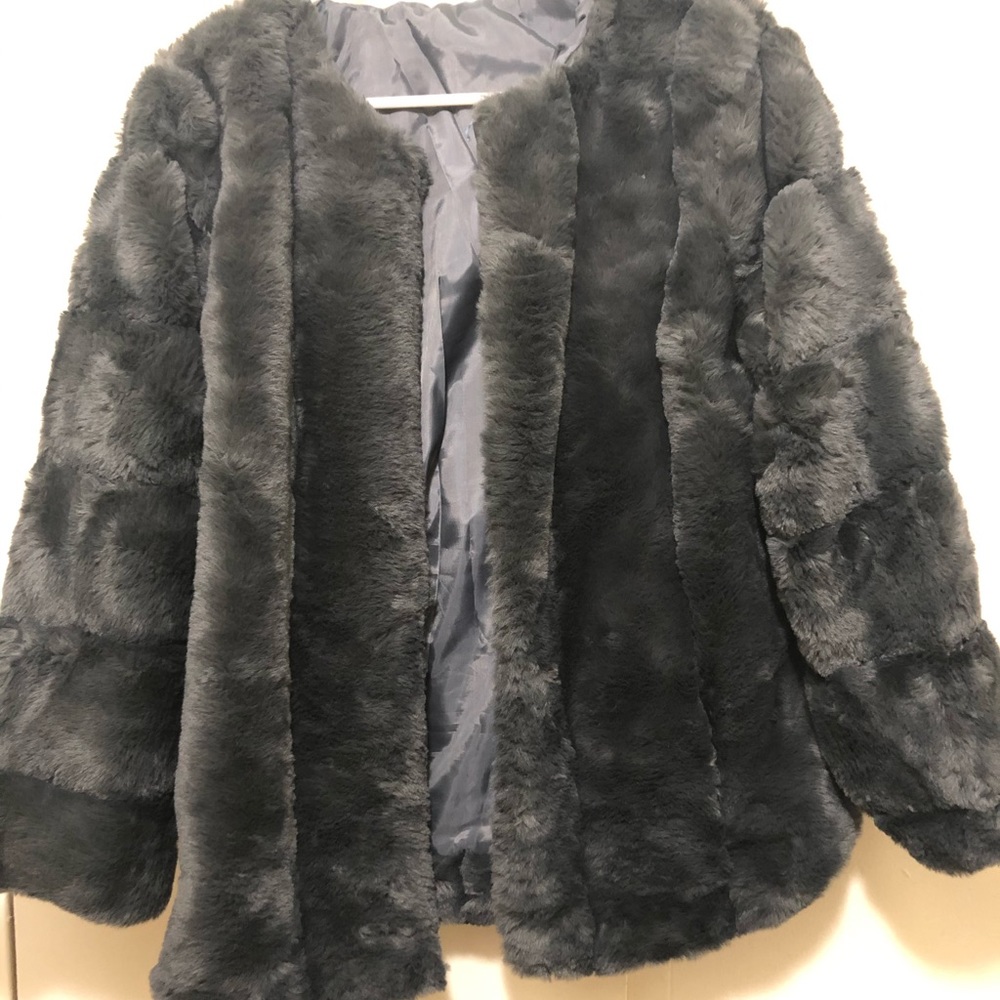 Ladies faux fur jacket